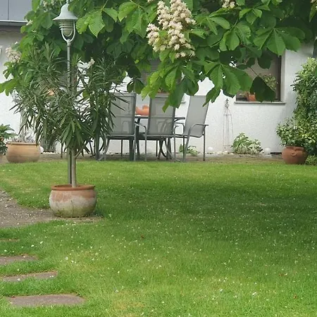 Apartment Garden *