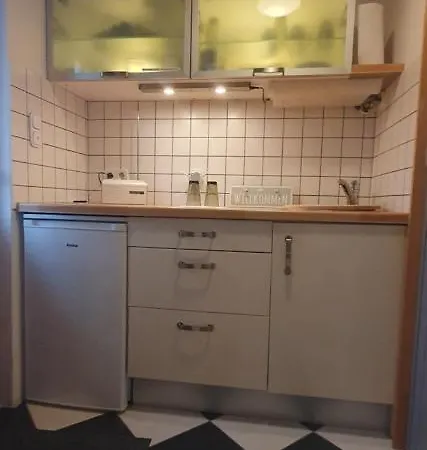 Garden Apartment *